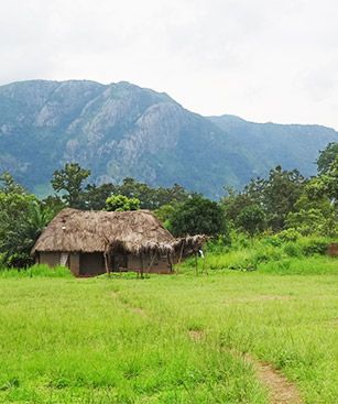 Monrovia Paysage Montagnes Cabanes