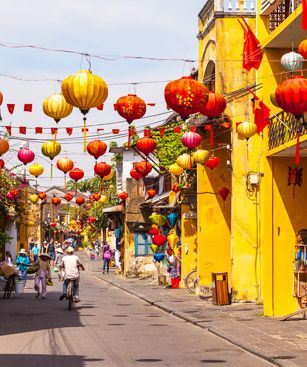 Tuy Hoa Hoi An Rue Avec Des Lampions